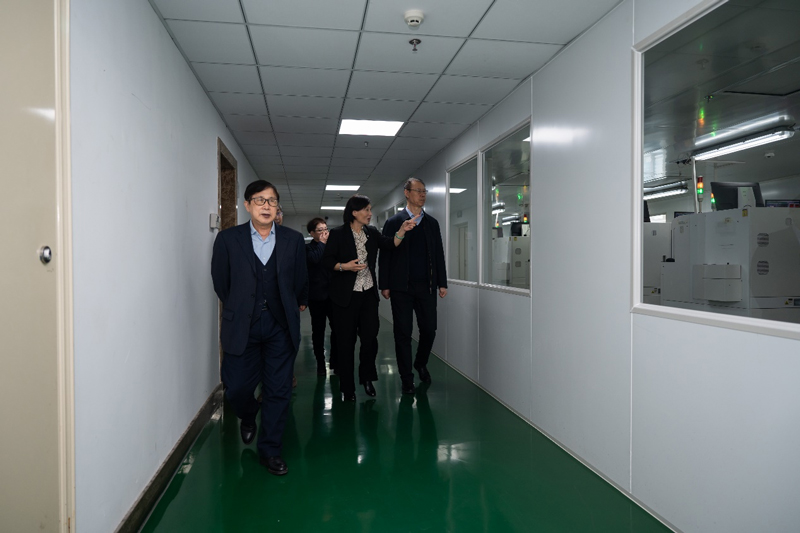 642e7d9db9ee6.jpg 4.jpg