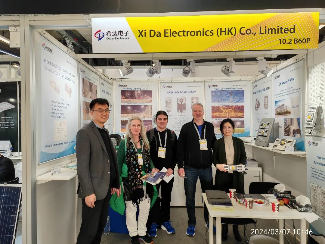 65eeb4fbd9b63.jpg 1015.jpg