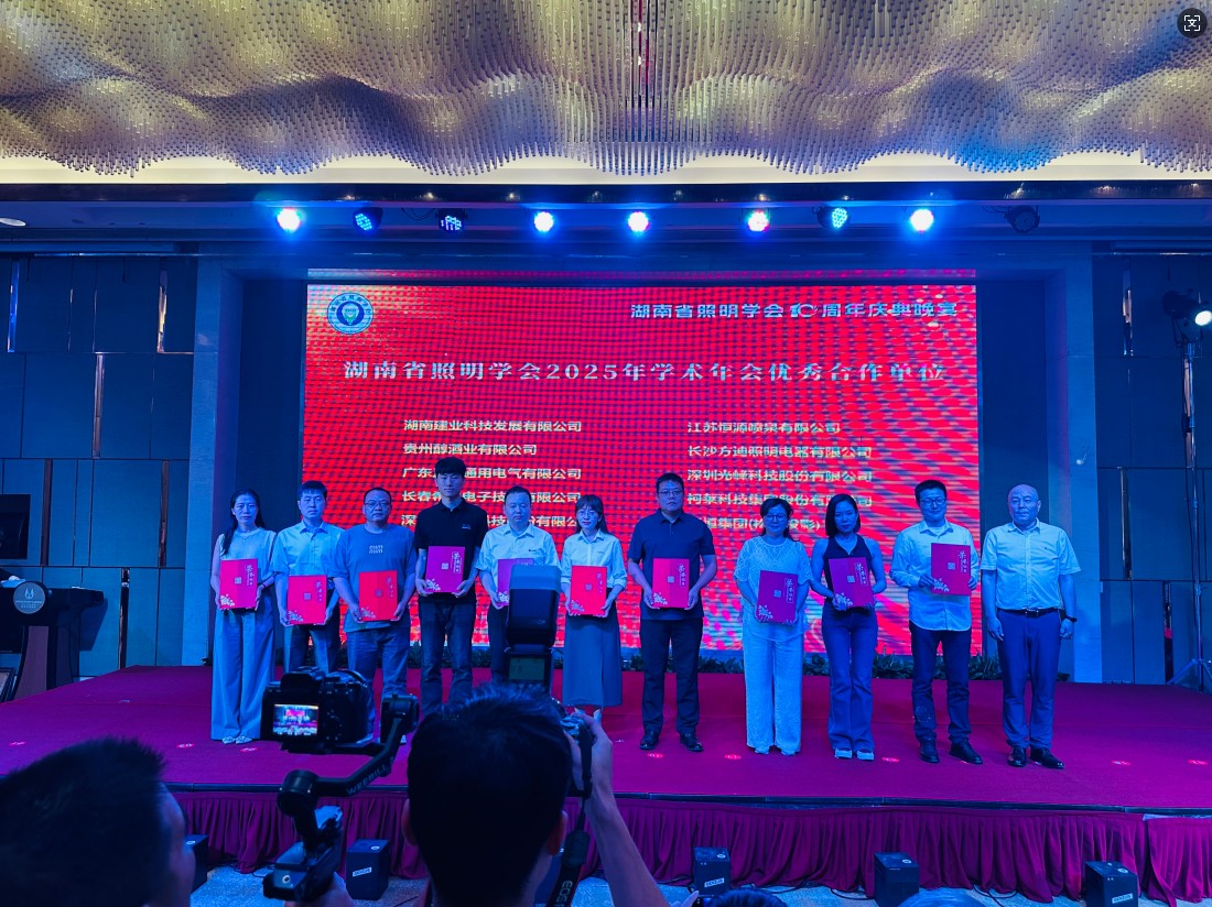 682bce3269436.jpg 682bce3269436.jpg